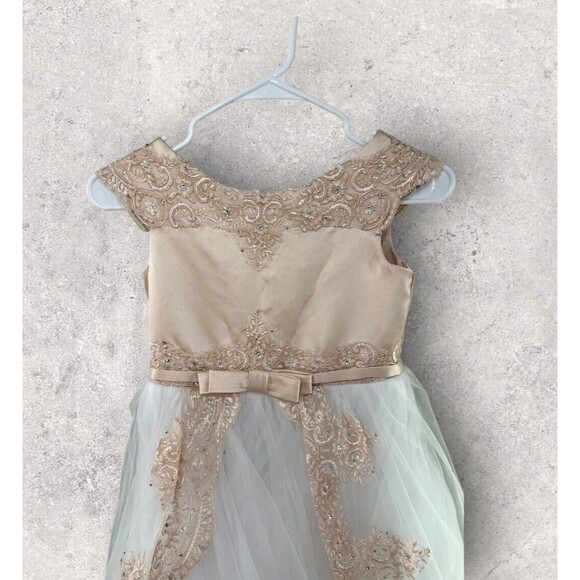 Girls Lace Gold Formal Sleeveless Maxi Gown Ages 8-9 - Picture 2 of 7